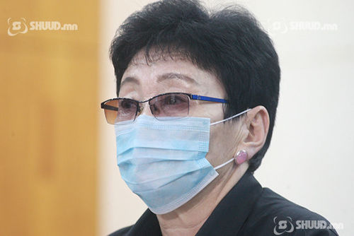 Доктор А.Амбасэлмаад Монгол Улсын гавьяат эмч цол хүртээнэ